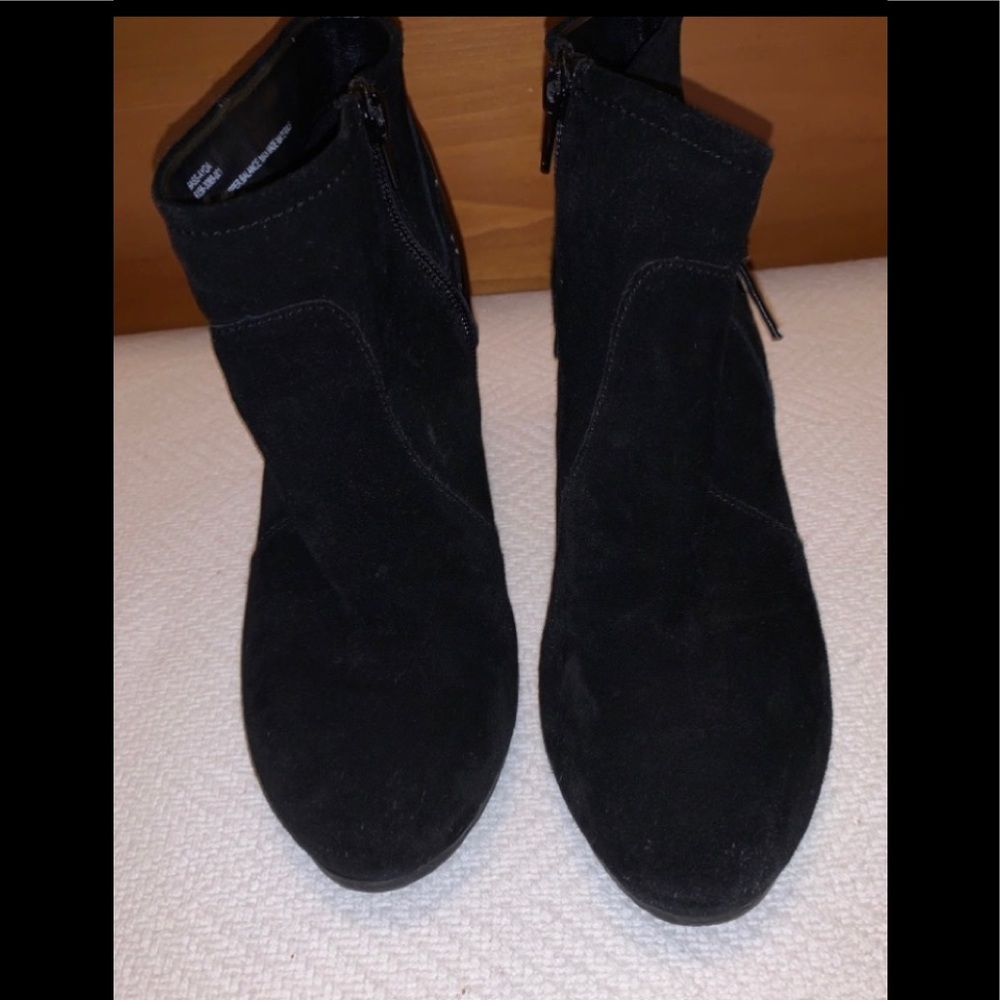 Bass Black Booties, Size 7 Medium